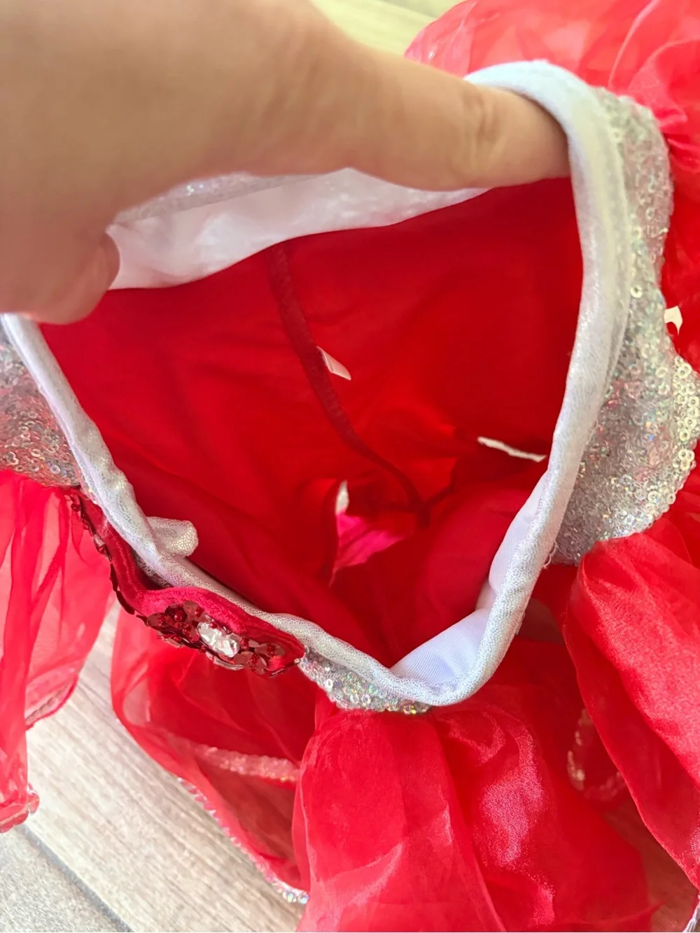 Glamour Costumes questions leave